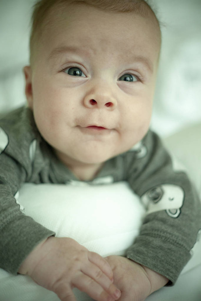 close up portrait of 4 month old boy - Фото, зображення