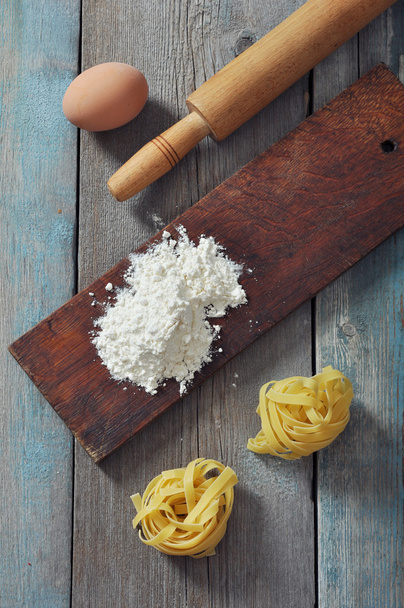 Flour, pasta and rolling-pin - Fotó, kép