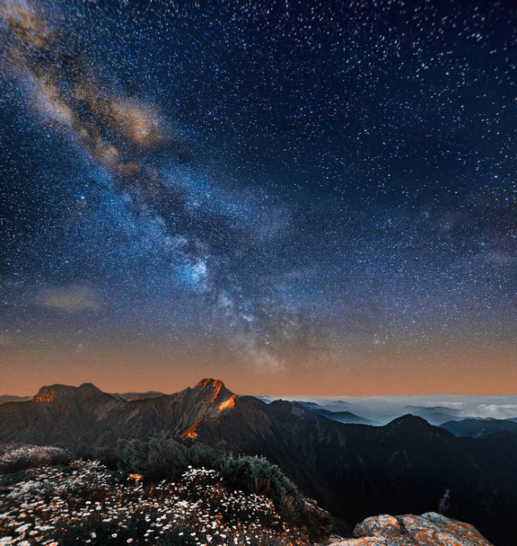 North Peak and a sky with many stars in Taiwan - Fotó, kép