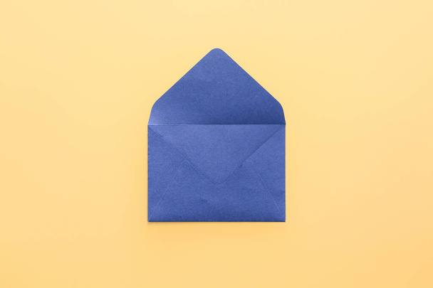 Paper envelope on color background - Foto, imagen
