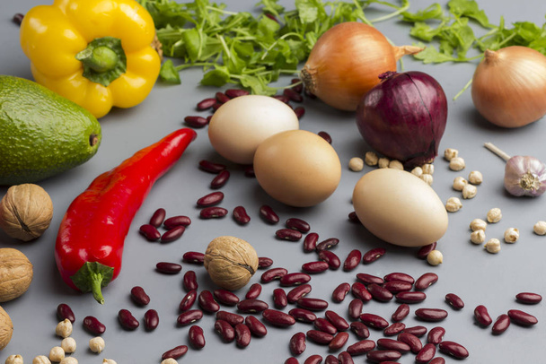 Set of vegetables for balanced diet. Beans chickpeas eggs pepper - Foto, Imagem