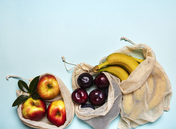 Mesh ostoskassit hedelmiä
 - Valokuva, kuva