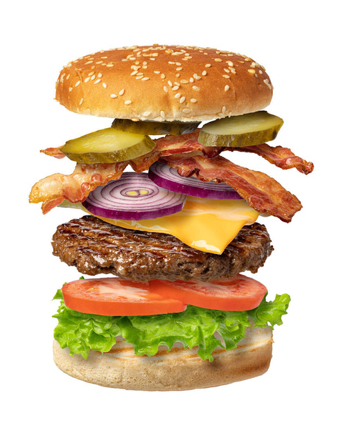 latający burger na białym tle - Zdjęcie, obraz