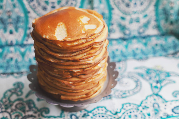 Traditional Russian ruddy pancakes on Shrovetide - Fotó, kép