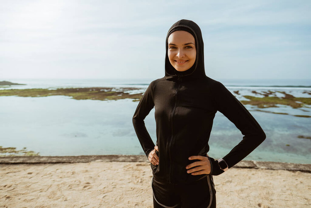 sport muslim woman smiling - Photo, image