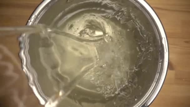 water pours into the Cup - Video, Çekim