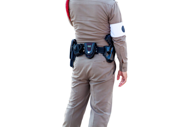 uniforme de police thaïlandaise, Police debout effectuer officiate isolé sur fond blanc, Dossier contient avec chemin de coupe Si facile à travailler
. - Photo, image