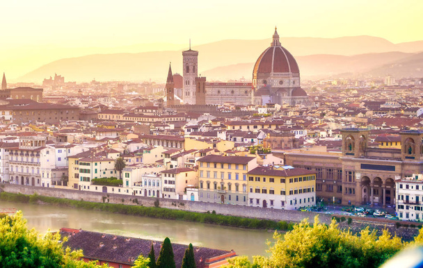 Veduta aerea di Firenze, Italia e Duomo di Firenze
. - Foto, immagini