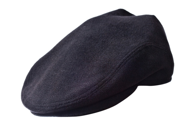 Черная шапка на белом фоне
 - Фото, изображение