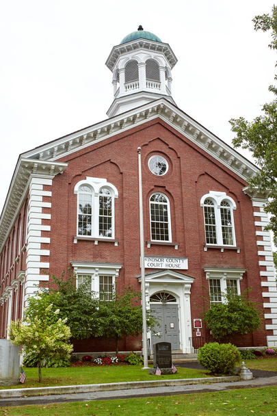 Windsor County Courthouse on a cold, Fall day in the historic New England town of Woodstock, Vermont - Photo, Image