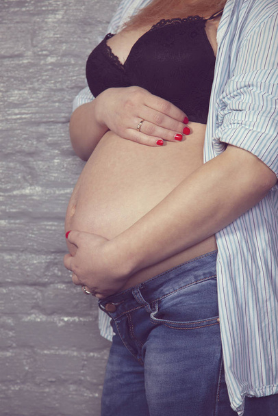 Unrecognizable woman with pregnancy tummy, future mother - Fotoğraf, Görsel