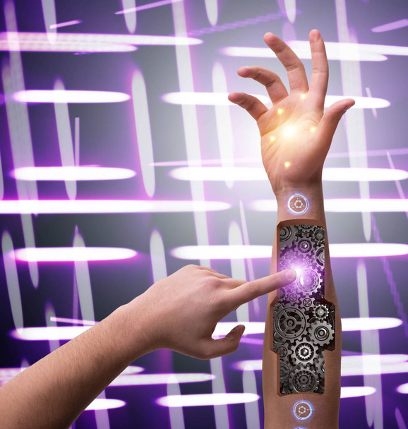 Ρομποτικό χέρι πιέζοντας κουμπί στο φουτουριστικό έννοια - Φωτογραφία, εικόνα