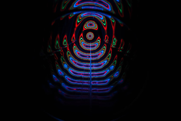 Zvukové vlny ve tmě v plné barvě - Fotografie, Obrázek