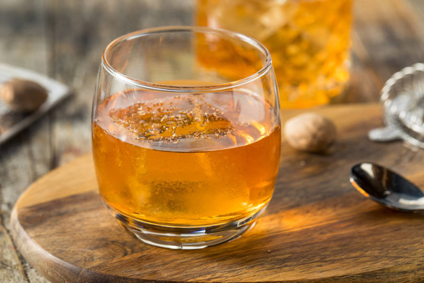 Homemade Refreshing Rum Bumbo Cocktail - Фото, изображение