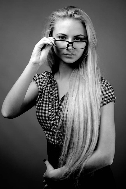 Black-white photo portrait of a beautiful girl - Zdjęcie, obraz