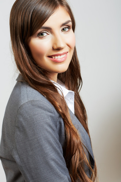 Портрет деловой женщины на белом фоне
 - Фото, изображение