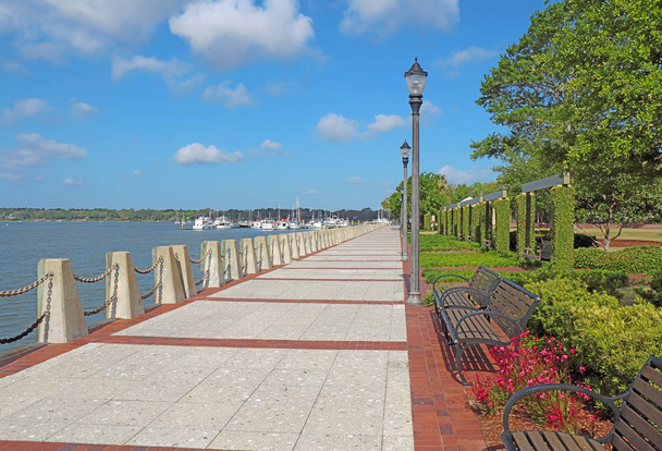 Promenade rannalla Beaufort, Etelä-Carolina
 - Valokuva, kuva