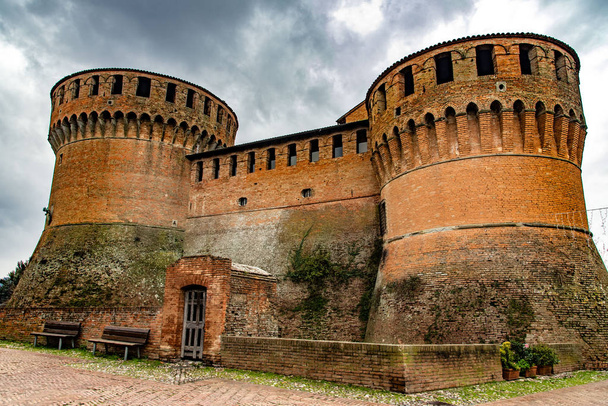 Schloss Dozza, Italien - Foto, Bild