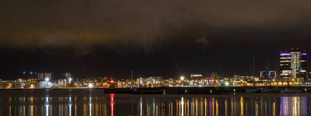Skyline de la ville de Reykjavik en Islande - Photo, image