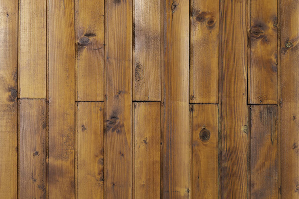 Paneles de madera verticales pintados naranja
 - Foto, Imagen