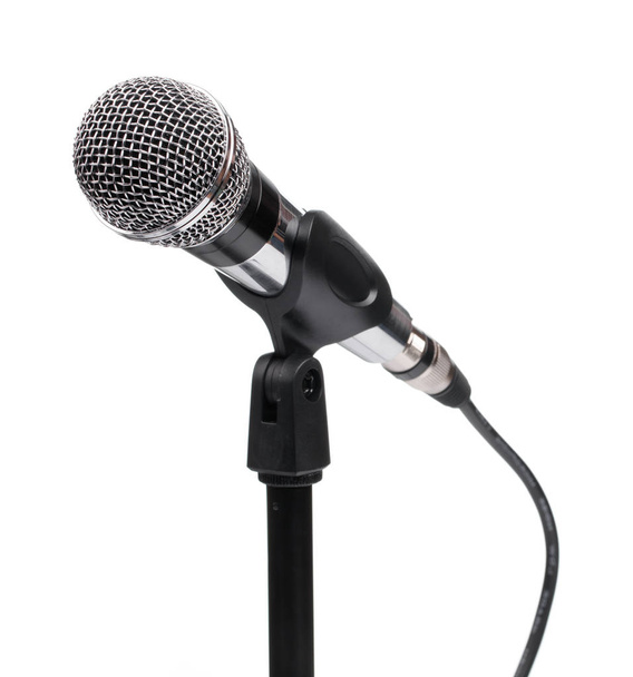 Ezüst golyó fej mikrofon és állni elszigetelt fehér backgr - Fotó, kép