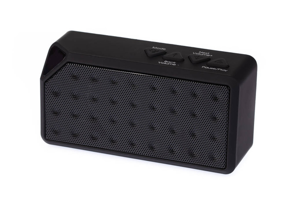 Altavoz Bluetooth color negro Aislado sobre un fondo blanco
 - Foto, imagen