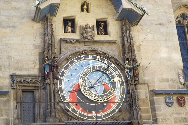 El reloj astronómico de Praga, o Praga orloj
. - Foto, imagen