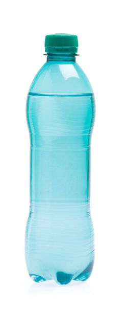botella de plástico de refresco aireado aislado sobre fondo blanco
 - Foto, imagen