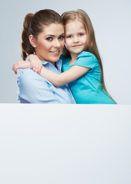 Portrait of mother with daughter - Фото, изображение