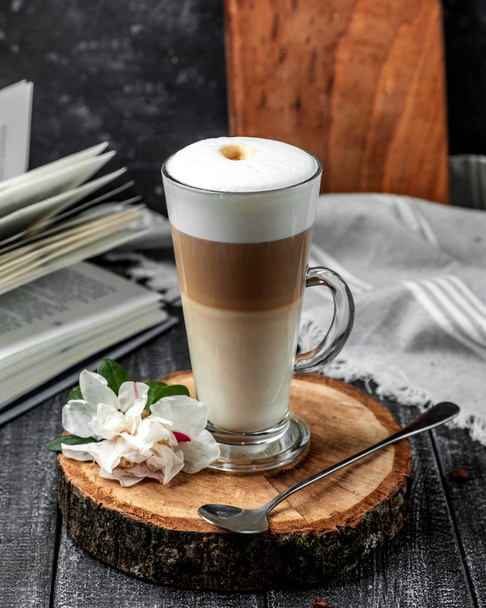 caramel latte on the table __ - Фото, изображение