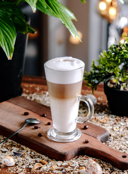 caramel latte on the table _ - Фото, изображение