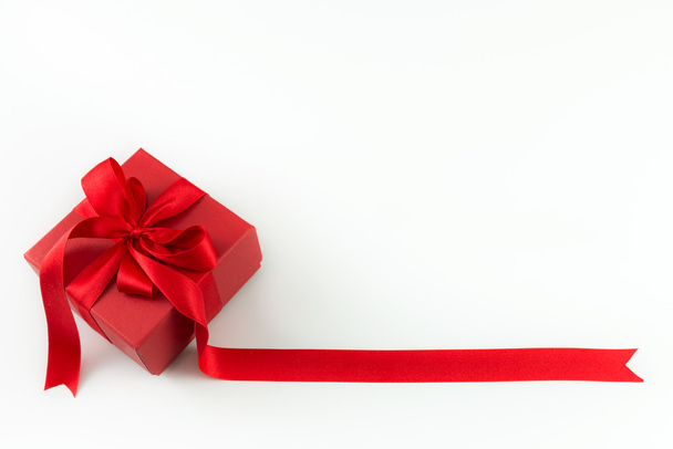 Red gift box - Фото, зображення