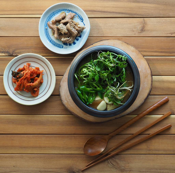 Корейская еда Суп из соевых бобов - Фото, изображение