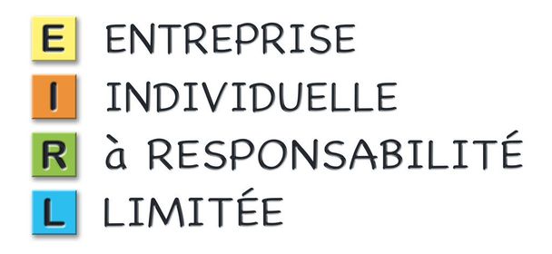 EIRL nimikirjaimet värillisissä 3d kuutioissa merkitys ranskan kielellä
 - Valokuva, kuva