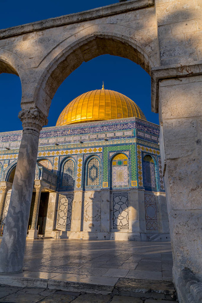 Kallion kupoli, Jerusalem
 - Valokuva, kuva