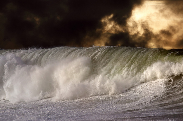 Detallada gran ola de choque
 - Foto, Imagen