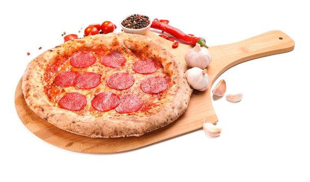 Смачна піца на білому тлі
 - Фото, зображення