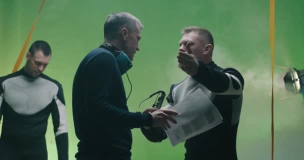 Actor quarreling with the director - Video, Çekim