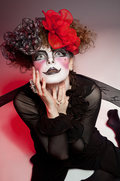 Žena mime s divadelním make-upem - Fotografie, Obrázek
