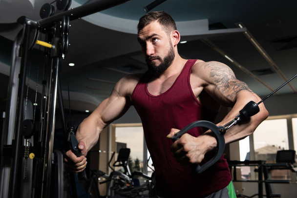 Bodybuilder Exercising Chest On Machine - Fotoğraf, Görsel
