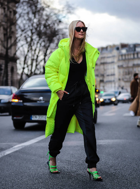 Street Style, Fall Winter 2019, Paris Fashion Week, France - 28  - Fotoğraf, Görsel