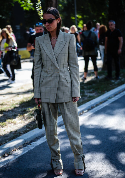 MILAN, Italy- September 21 2019: Alice Barbier on the street during the Milan Fashion Week. - Foto, immagini