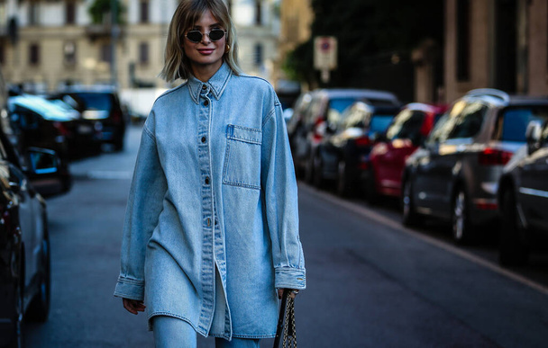 MILAN, Italy- September 21 2019: Xenia Adonts on the street during the Milan Fashion Week. - Foto, afbeelding