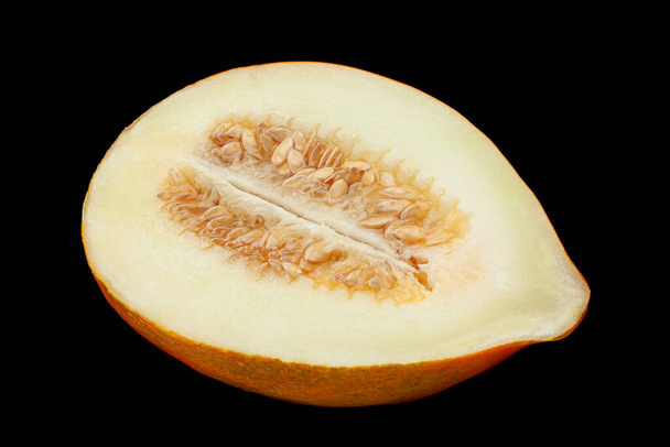 Melon słodki owoc zbliżenie izolowane na czarnym tle - Zdjęcie, obraz