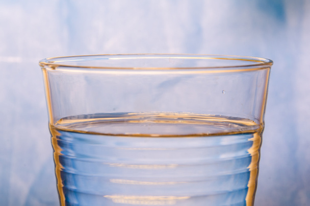 Un bicchiere d'acqua - Foto, immagini