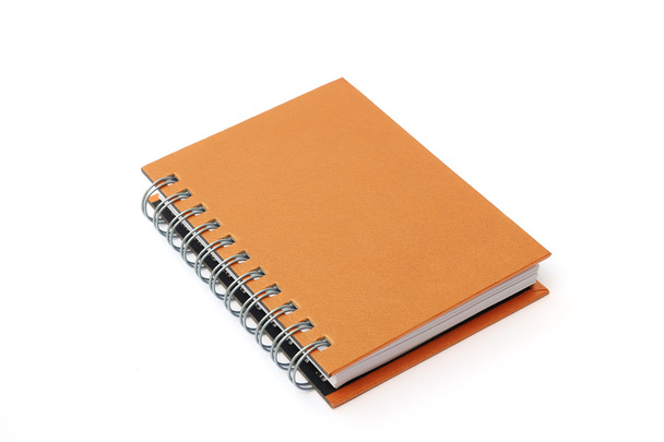 bruin notitieboekje geïsoleerd op witte achtergrond - Foto, afbeelding
