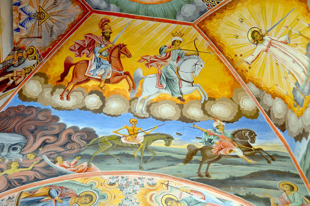 interieur van oude christelijke kerk - Foto, afbeelding
