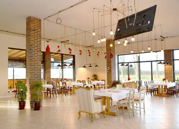 Restaurant hall in light tones - Foto, imagen