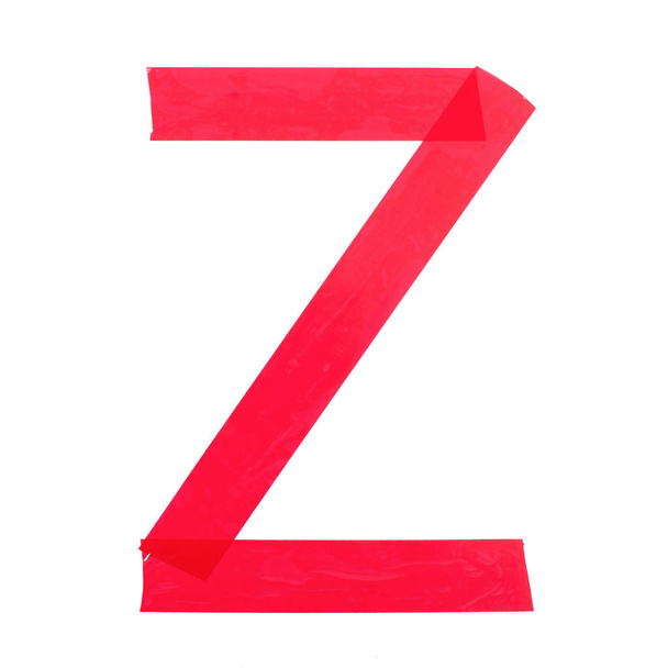 Písmeno "Z" z červené lepicí pásky. Izolováno na bílém pozadí - Fotografie, Obrázek