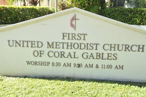 Pierwszy kościół Metodystów w Coral Gables, Miami, Floryda, USA - Zdjęcie, obraz